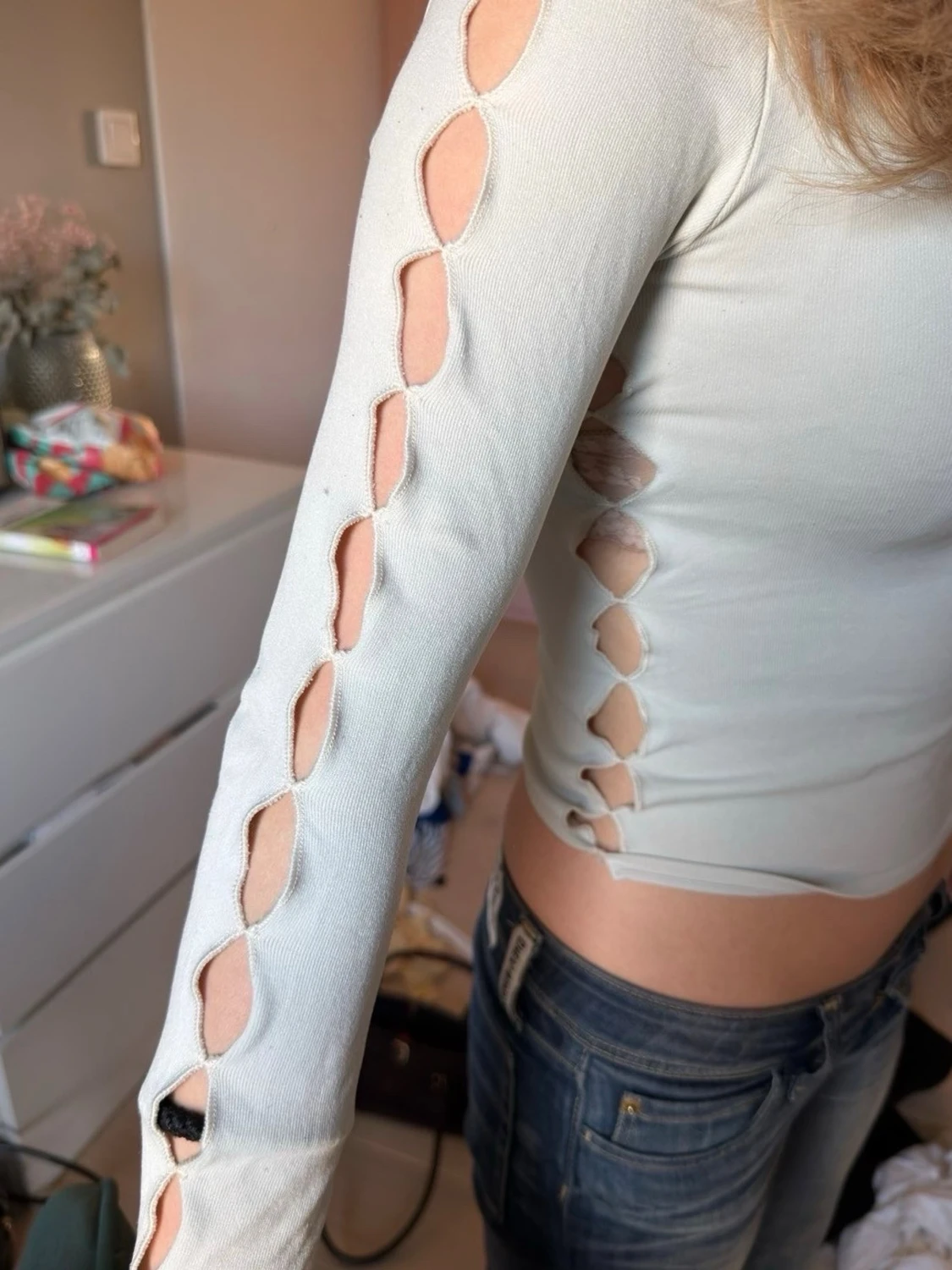 topp med cutouts  - 1