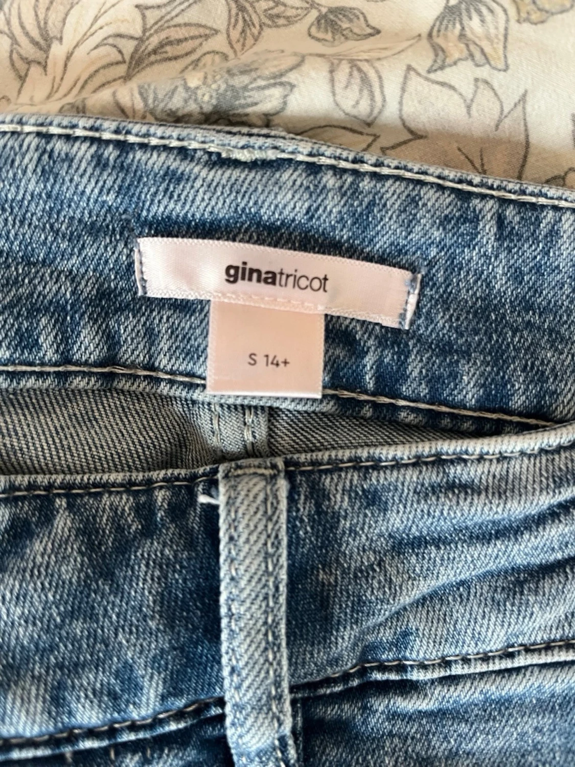 Jeans från ginatricot  - 2