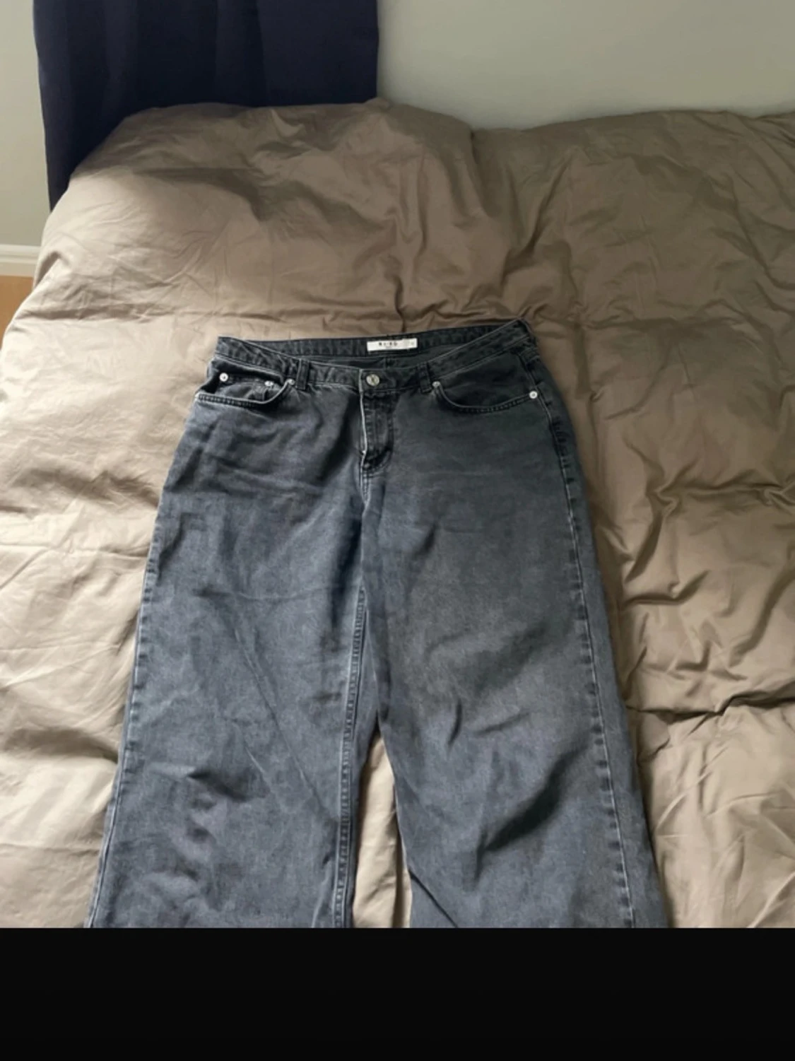 Svarta raka jeans från NA-KD - 4