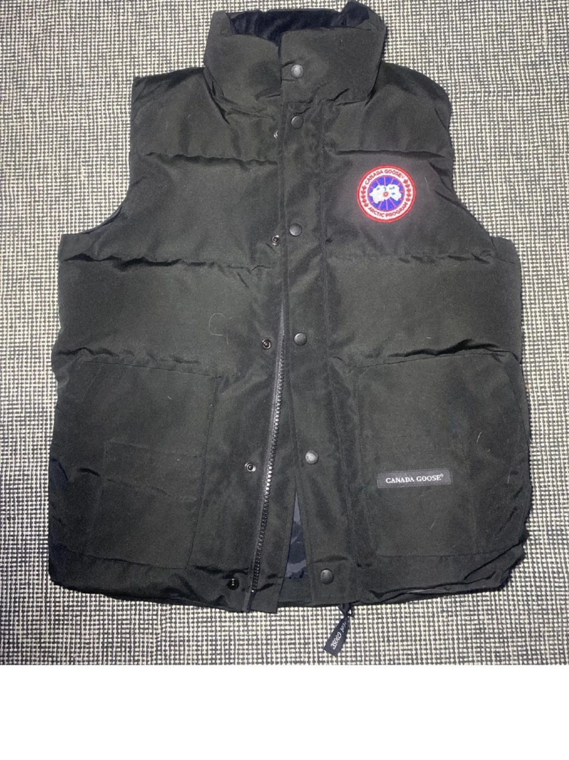 Svart dunväst från Canada Goose - 2
