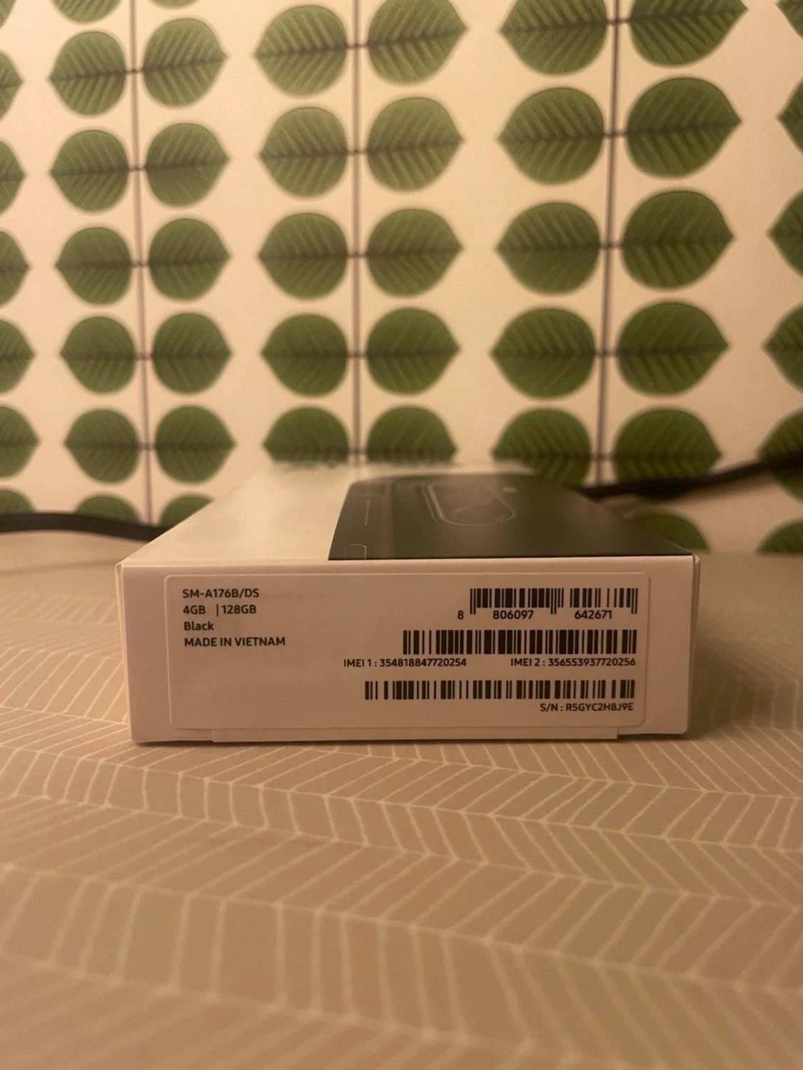 Oöppnad Samsung Galaxy A17 5G svart 128GB - 1