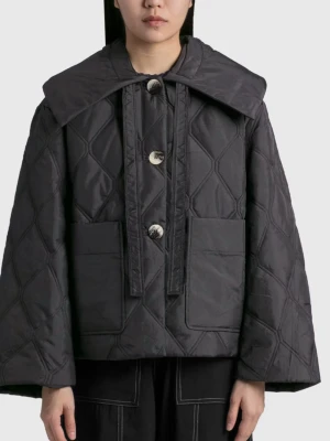 Ganni jacka - Säljer denna snygga jacka från Ganni som passar perfekt nu till våren men även hösten! Nypris är 4000kr men säljer för 2000kr då den inte kommer till användning💕