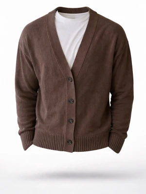 JOHN HENRIC Cardigan - En Brun cardigan från John Henric i storleken L,  Ny pris 1050:- tänker mig 549:- På grund av det fina skicket. Hör av dig vid minsta fundering mvh/Gardéfashion