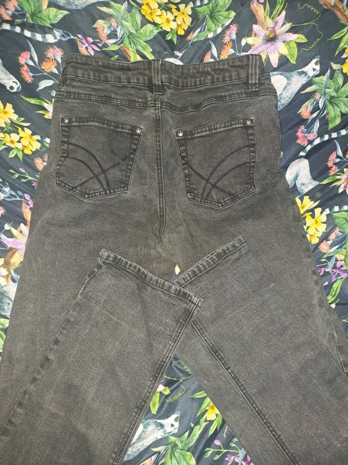 Svarta raka jeans med fickor - 1