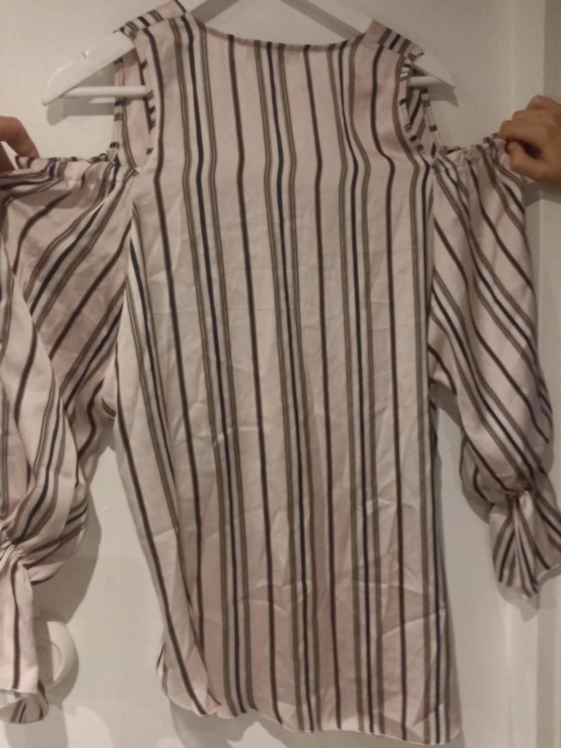 Randig omlottopp från Briefly - 2