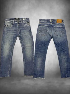 Replay jeans  - Modell: Rocco | 30/30 | längd 96cm | midja 40cm | Benöppning 17cm