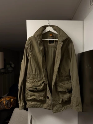 Hugo boss Field Jacket - Hugo Boss Field Jacket 100% cotton, Storlek 46/Medium