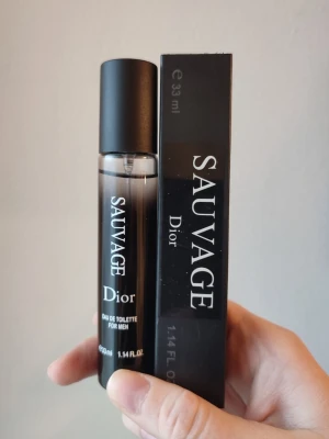 Dior Sauvage - Dior Sauvage Perfume. 33ml bottle. New! Felmärkt med edt på flaskan. Detta är en EDP.