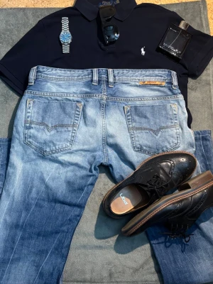 Disel jeans - Ett par as snygga och hög kvalitets jeans från disel. Väldigt svåra att få tag på och ganska klassiska.