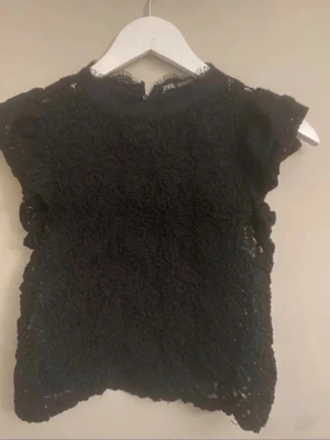 Kortärmad topp - Snygg kortärmad topp som är jättefin till jeans💕