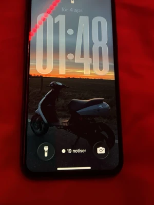 iPhone 11 PRO 256gb - Säljer min iPhone 11 Pro 256gb använt i 1 månad. Fungerar felfritt och jätte fint skick. Skal medföljer återställd och klar. 