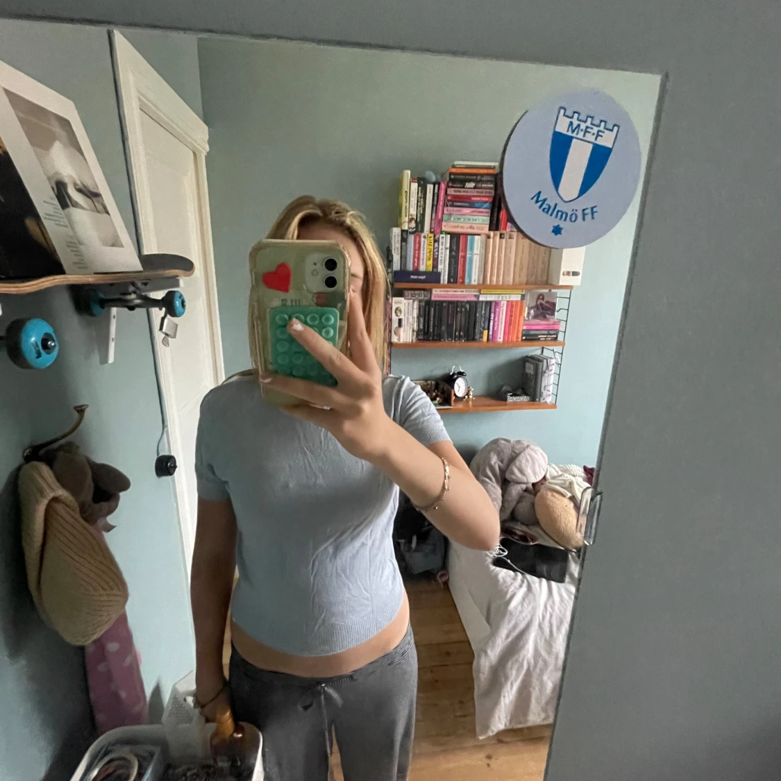 STICKAD SUPERSÖT T-SHIRT