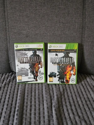 Battlefield Bad Company 2 Xbox 360 - Två olika utgåvor av Battlefield Bad Company 2 till Xbox 360: Limited Edition och Ultimate Edition. Omslagen är gröna med militärmotiv och tydliga Battlefield-loggor. Spelen är utvecklade av DICE och publicerade av EA. Perfekt för dig som gillar action och förstapersonsskjutare.