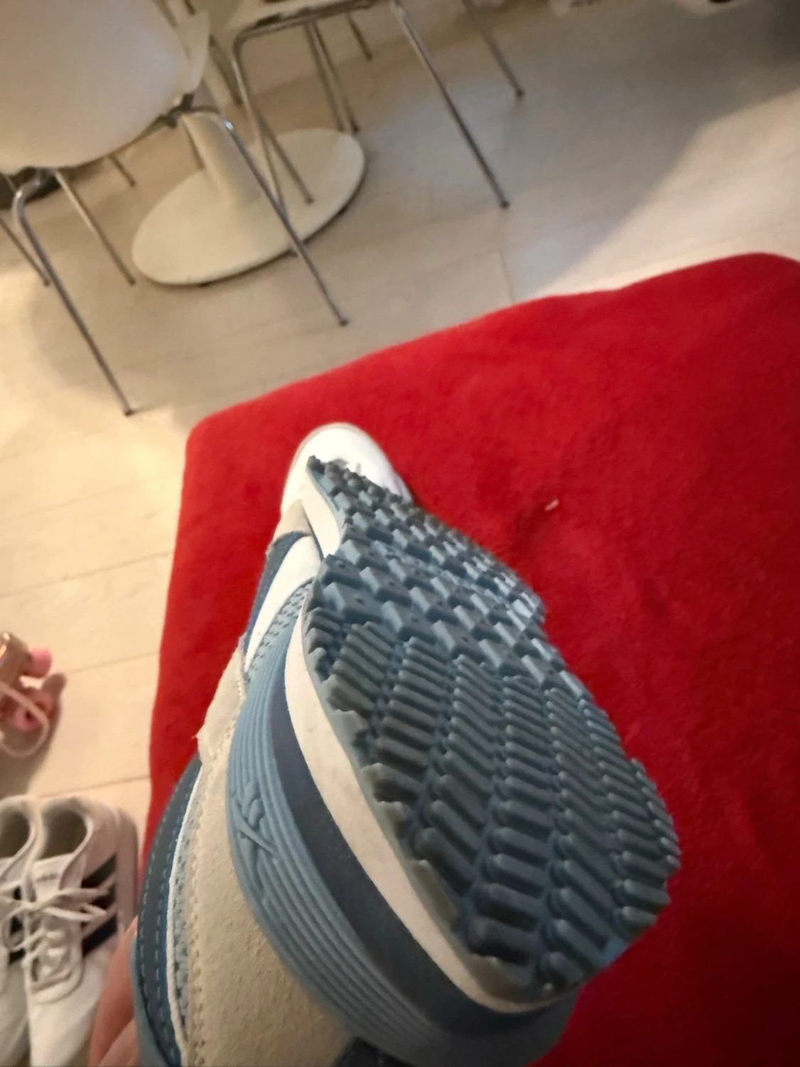 Vita och blå Reebok sneakers - 3