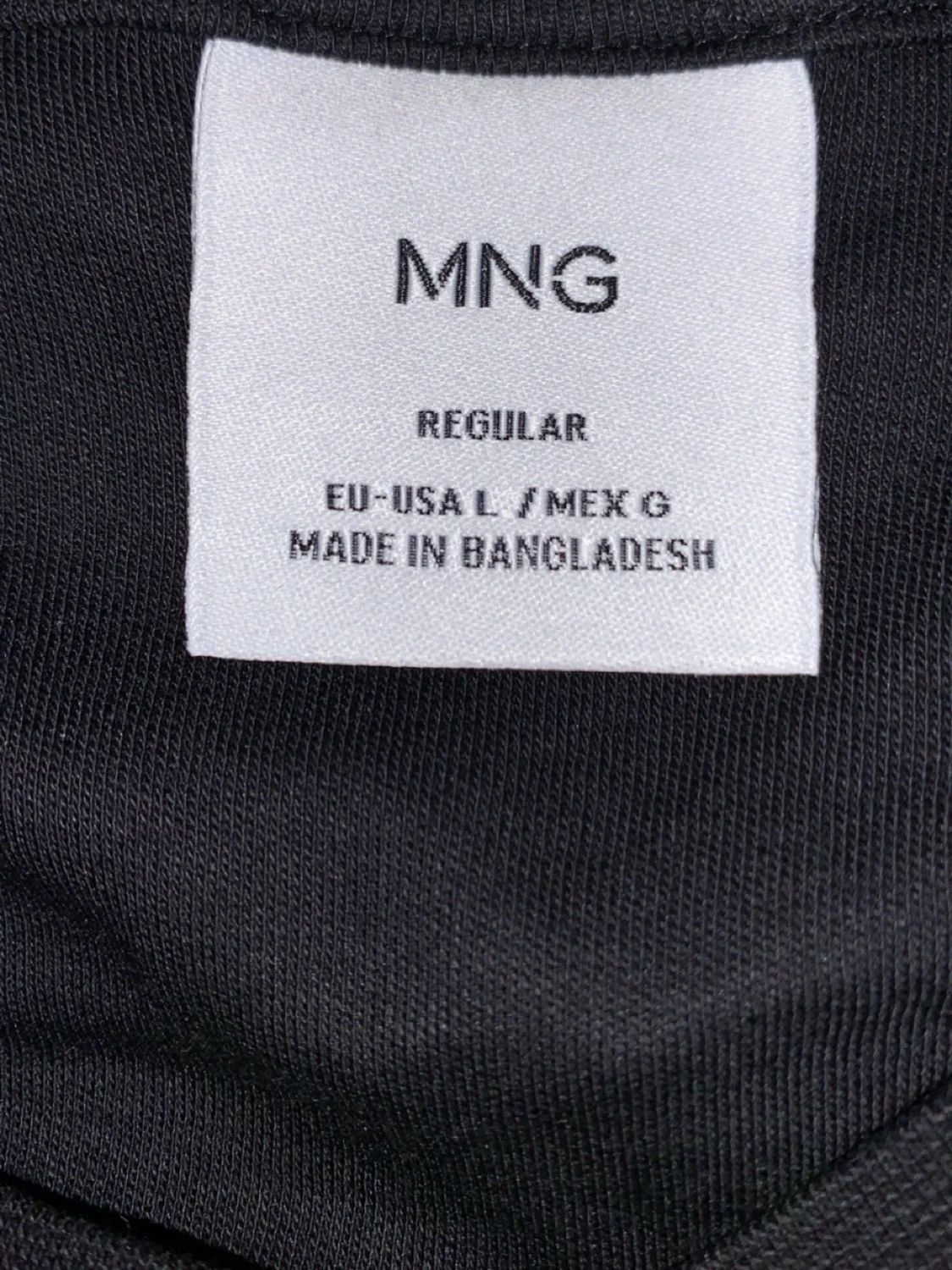 L. Mango Svart regular fit t-shirt  - 2