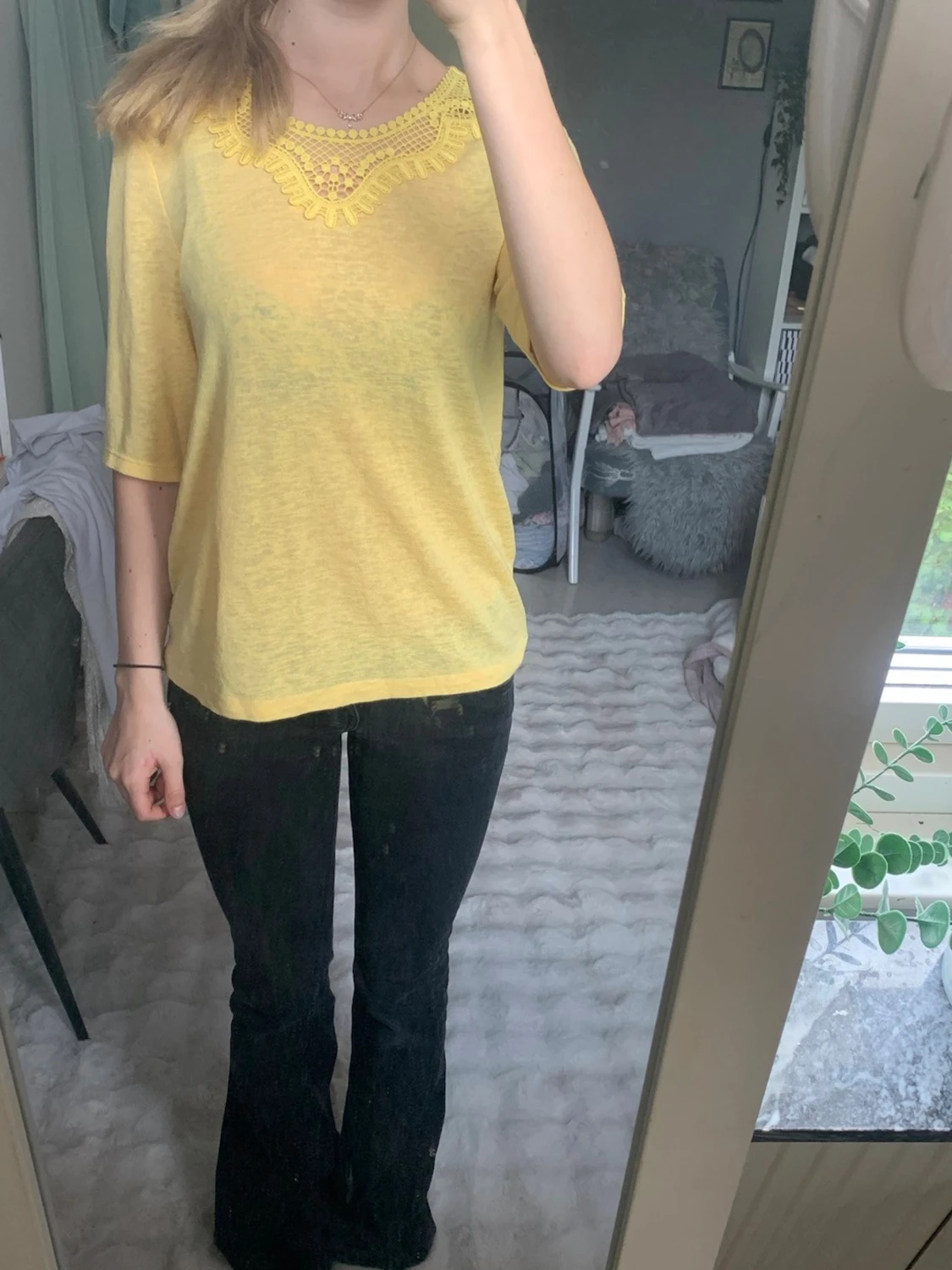 Gul somrig t-shirt 💛 - 1