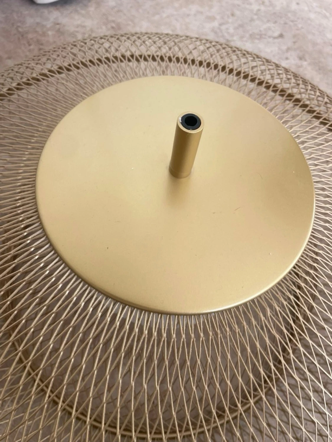 Guldig lampskärm i metallnät - 1
