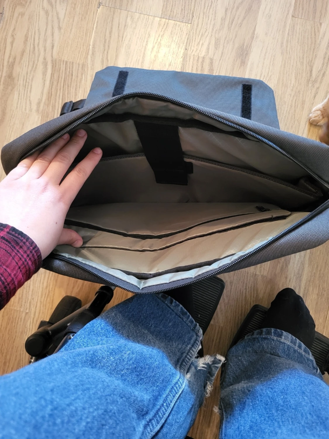 Shoulder sling laptop bag - 2