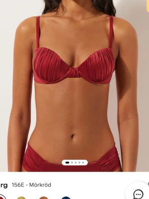 Calzedonia bikini topp - Push up! Superfin men har aldrig använt den