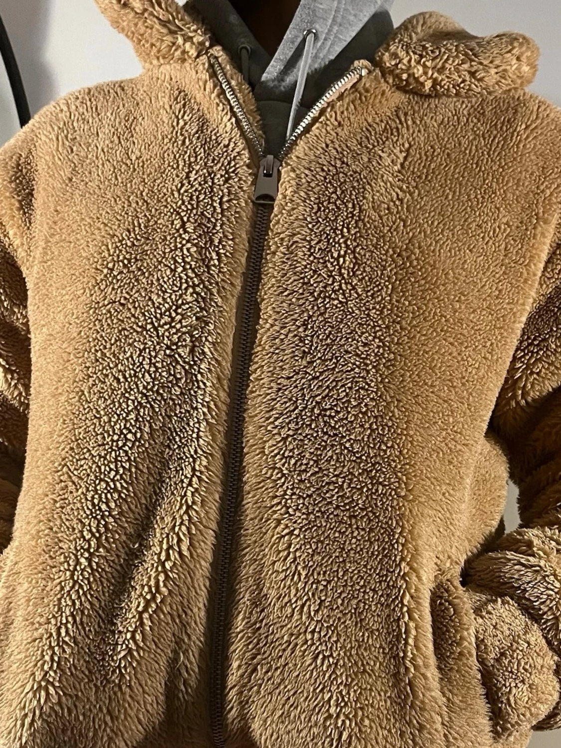 Beige teddyjacka med dragkedja