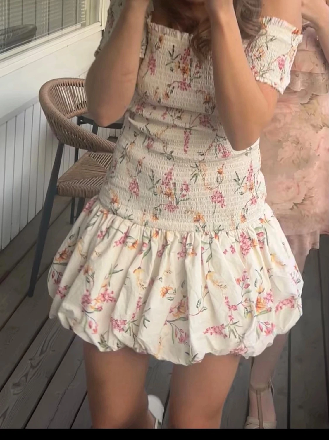 Blommig offshoulder kortklänning H&M - 1