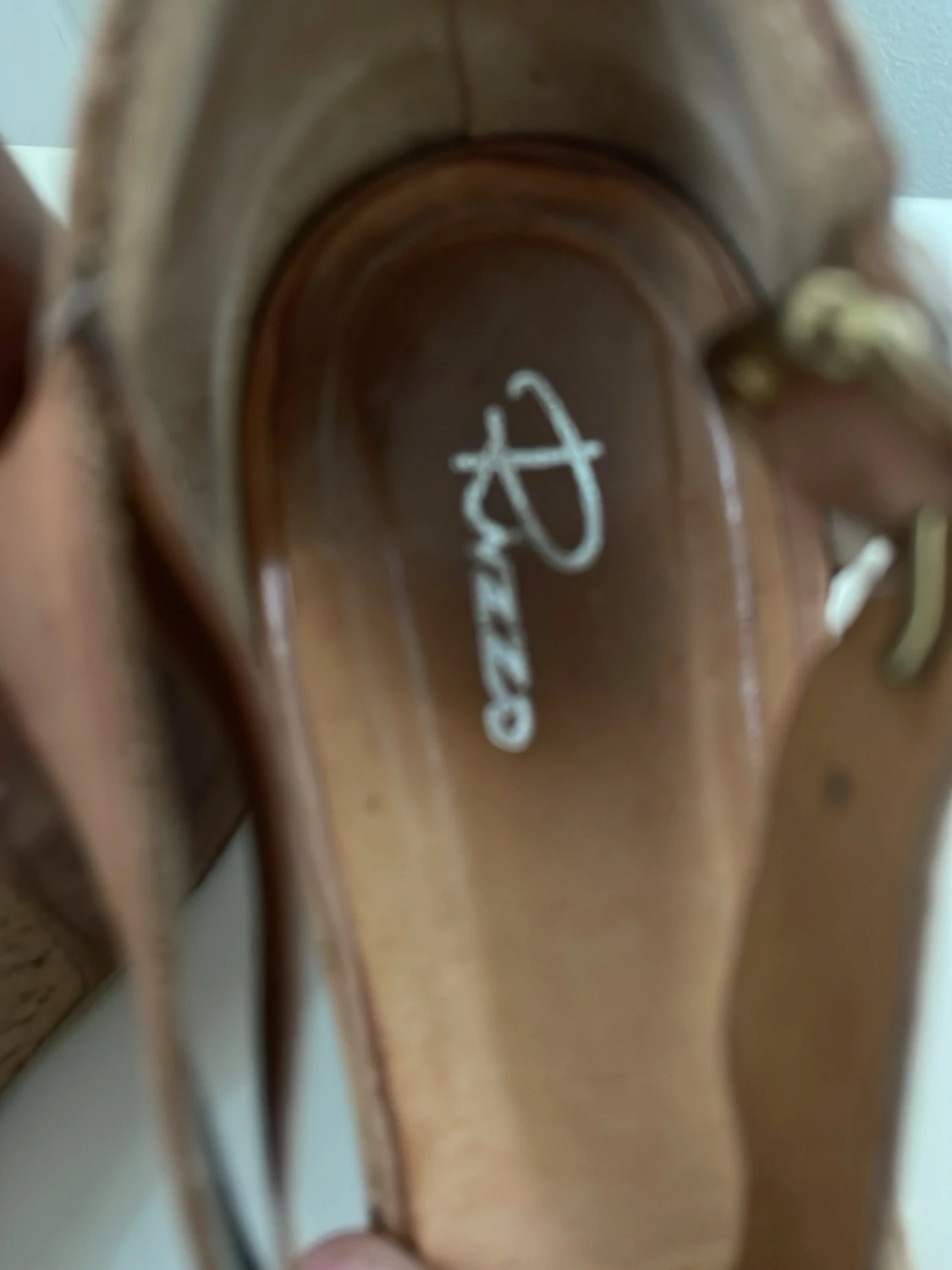 Bruna kilklackade sandaler med korksula från Rizzo - 2