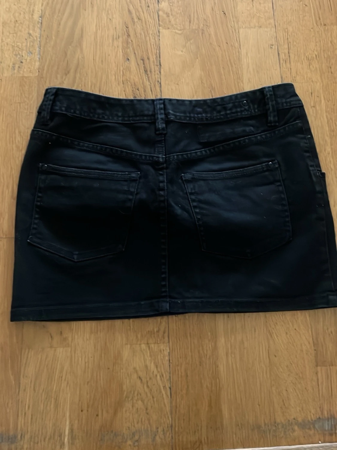 Svart jeanskjol - 1