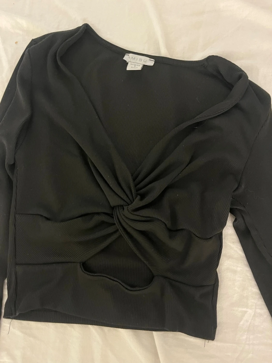 Svart twistad croppad topp MISU