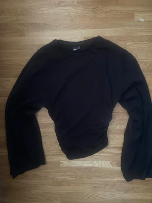 Gina tricot Xs - Svart tröja 