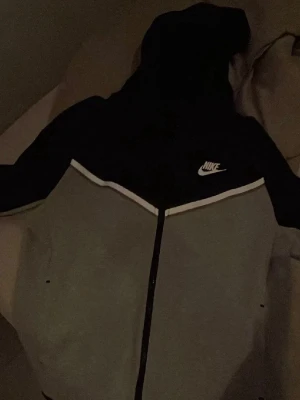 Nike tech och trapstar  - En för 400 har använt några gånger 