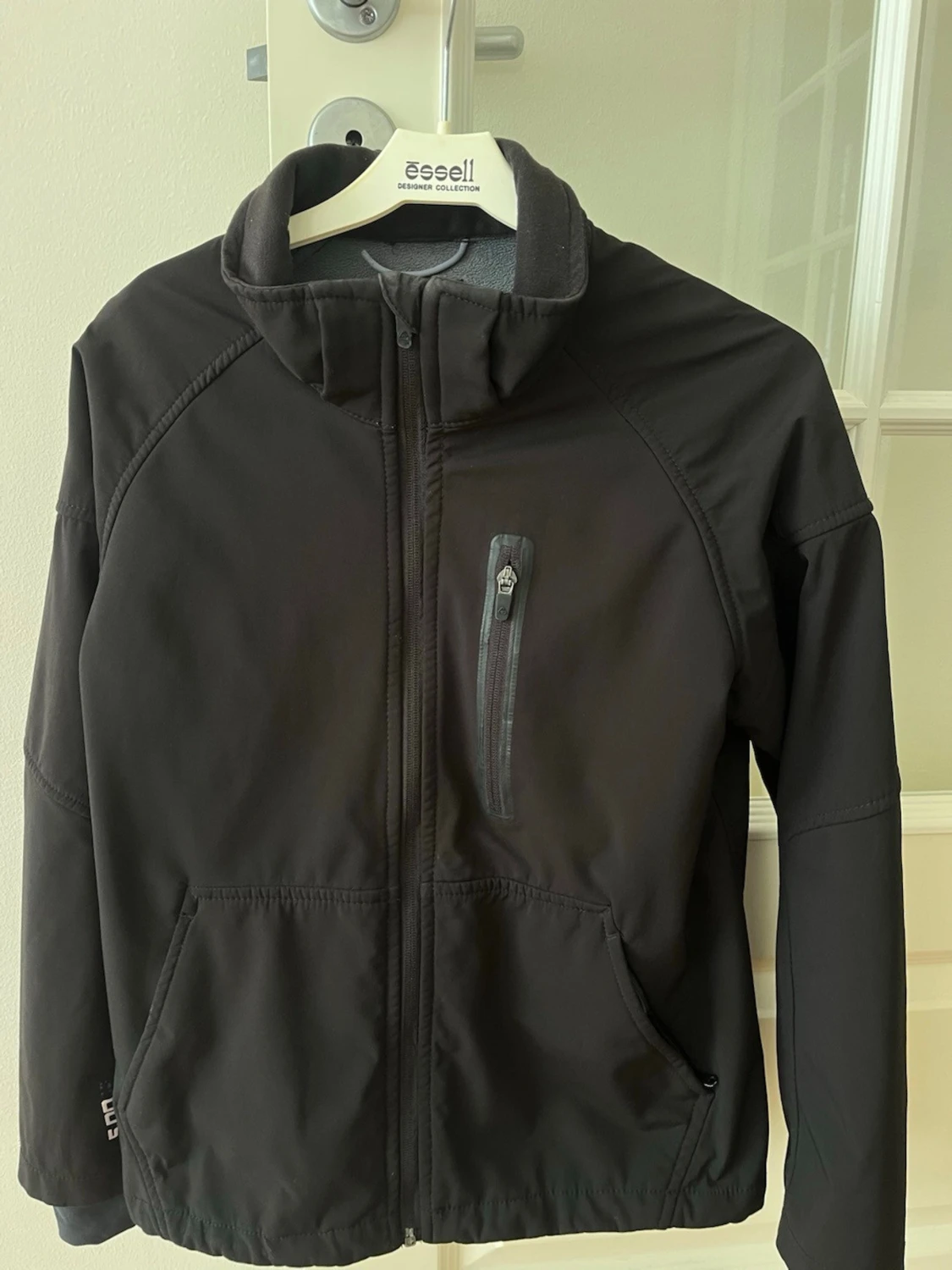 Svart vindjacka från H&M - 2