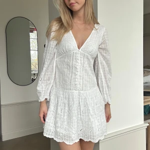 Studentklänning - Virala zara klänningen!! Perfekta studentklänningen🙌🏻🙌🏻🩷