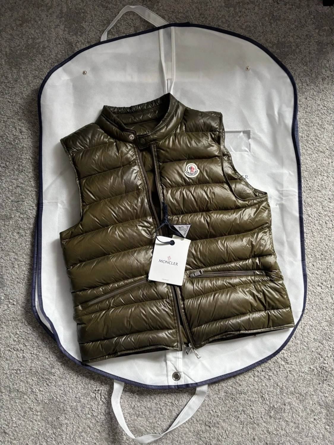 Moncler väst 