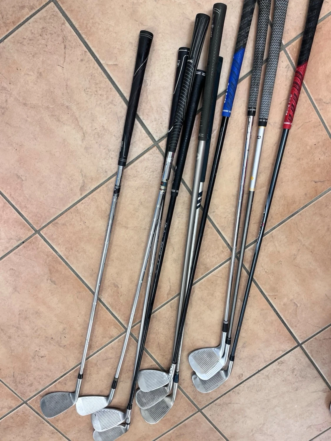 Set med golfklubbor i metall - 5