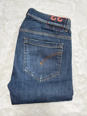Dondup George | W33 - Dondup George jeans - storlek: W33 - tillbehör: jeans - skick: grymt! - nypris: 3000kr+ -v.collection