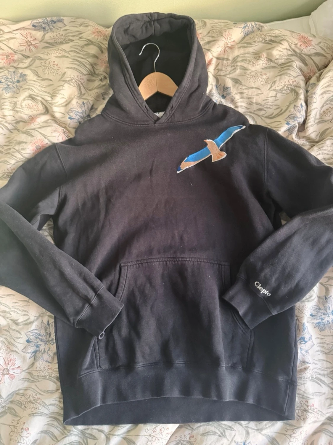 Svart Clepto hoodie - 1