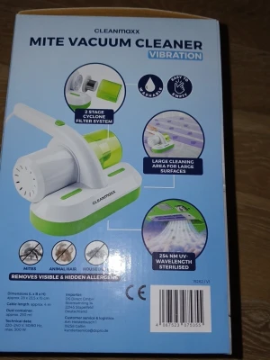 Cleanmaxx kvalsterdammsugare vibration - Elektrisk kvalsterdammsugare från Cleanmaxx med vibration och UV-ljus. Vit och grön design, utrustad med 2-stegs cyklonfilter och stor rengöringsyta. Perfekt för att ta bort kvalster, djurhår och allergener från stora ytor.