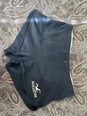 Blå shorts från Hollister - Passar XS-S