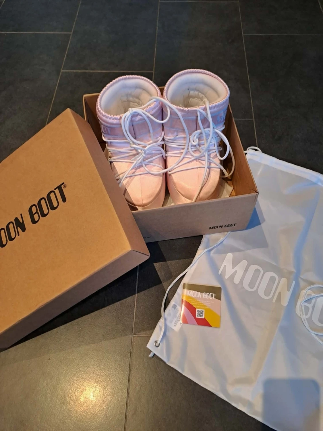 Ljusrosa Moon Boot snow boots - 1