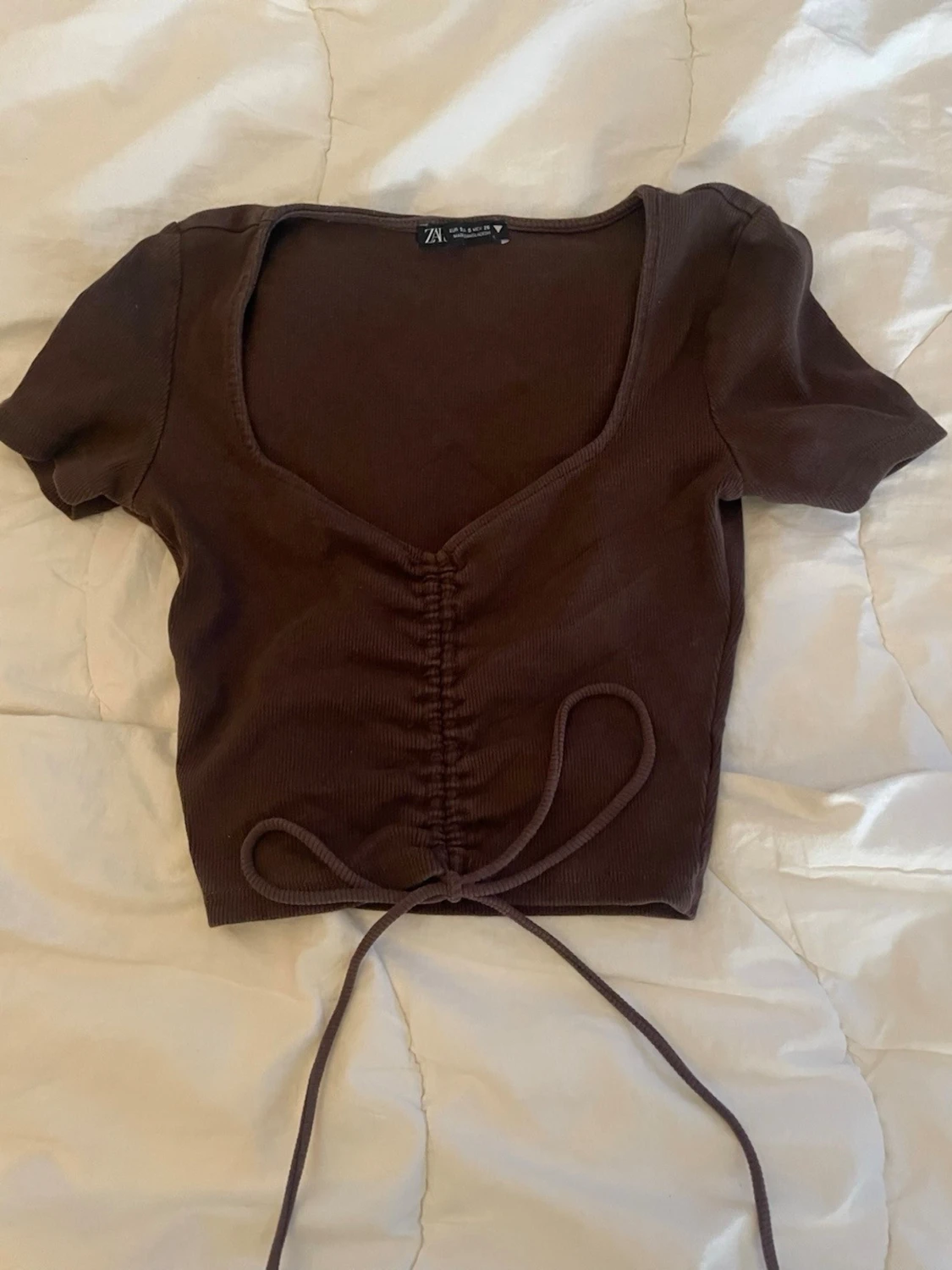 Brun ribbad croppad topp Zara