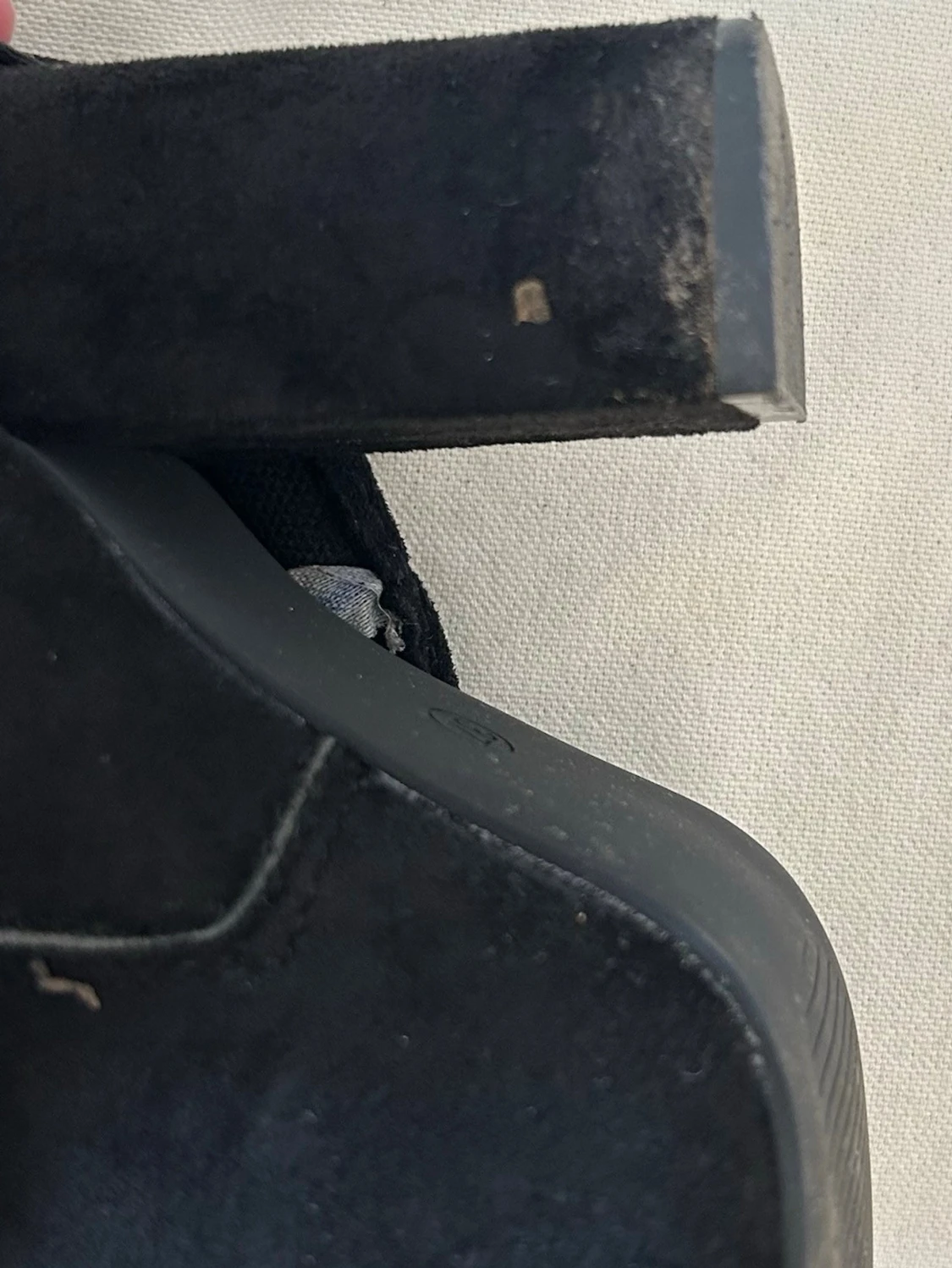 Svarta knähöga stövlar i mocka - 6