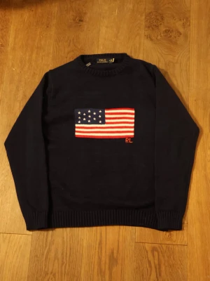 Polo Ralph Lauren USA Sweater - Nyskick👔 | Skickar snabbt📦 | Storlek: M📏