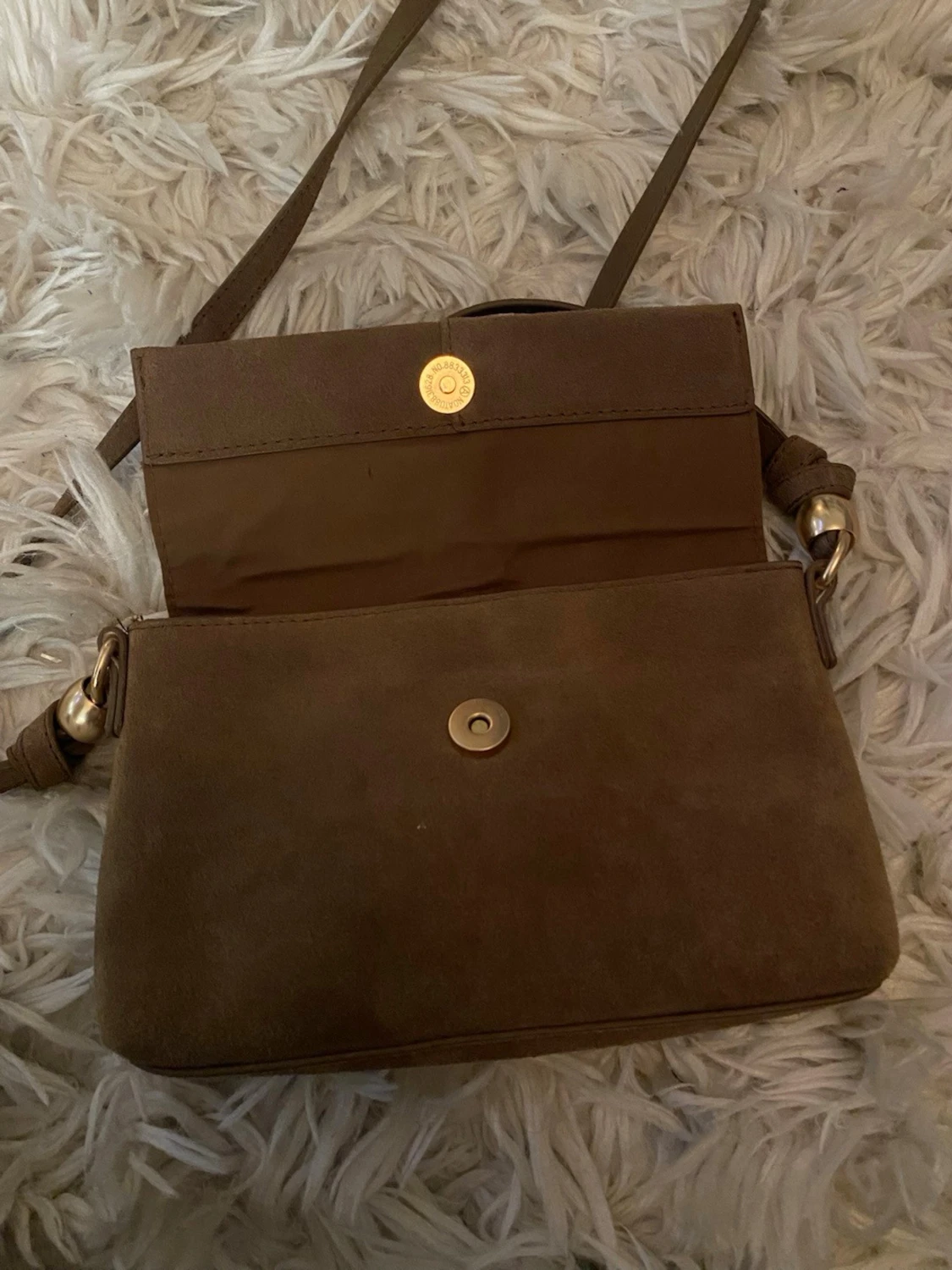 Brun axelväska i mocka - 3