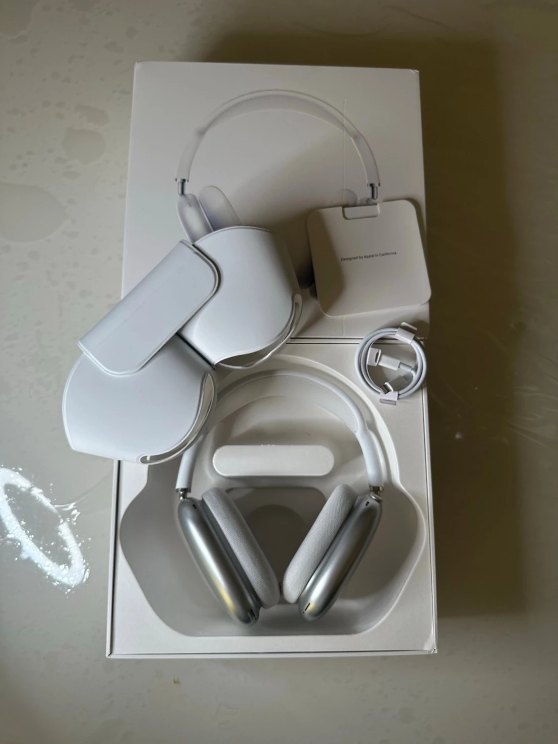Apple AirPods Max silver hörlurar