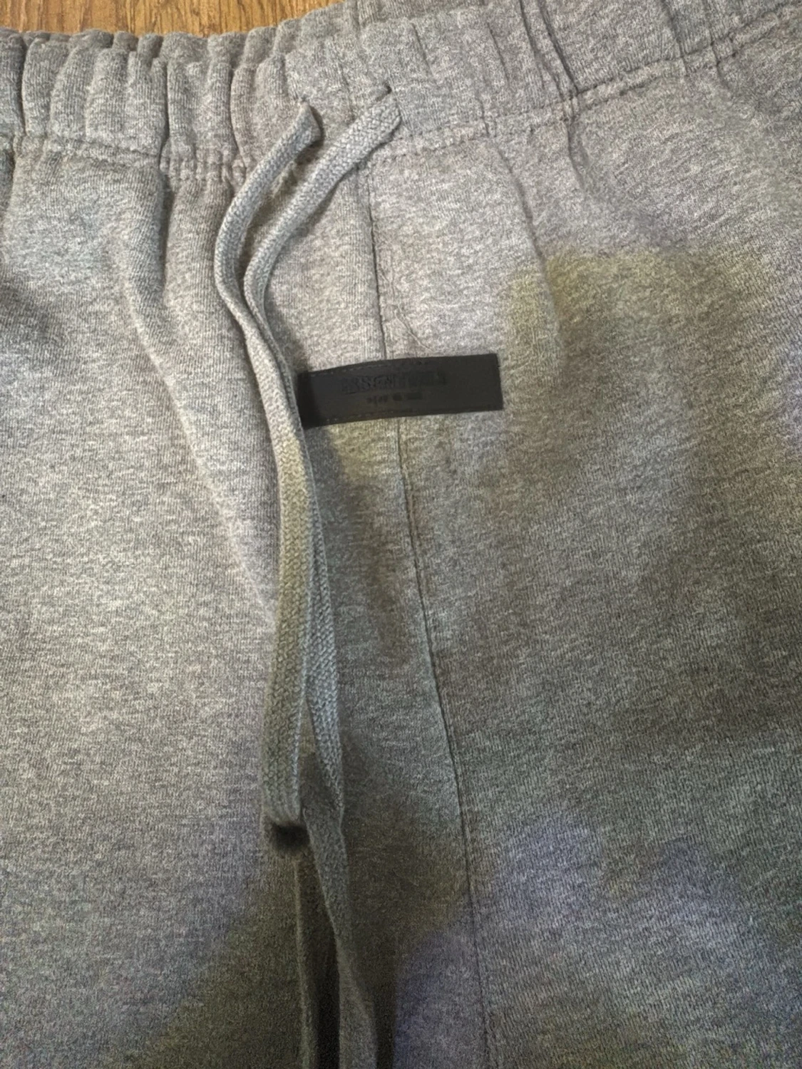 Grå Essentials shorts med snörning - 1
