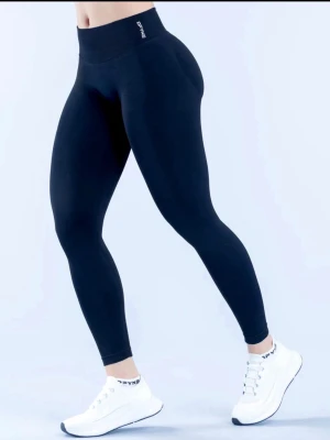 Dfyne impact  - Dfyne impact, midnight black. Enbart testade, nyskick!