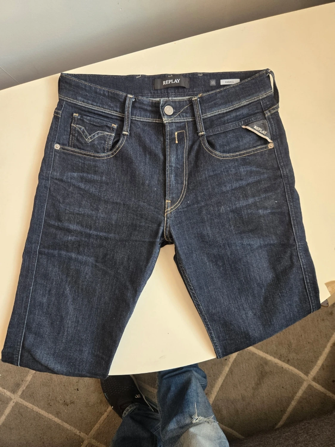 Mörkblå jeans från Replay - 1