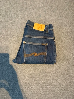 Nudie Thun finn - Bra skick! Skriv vid frågor (7)