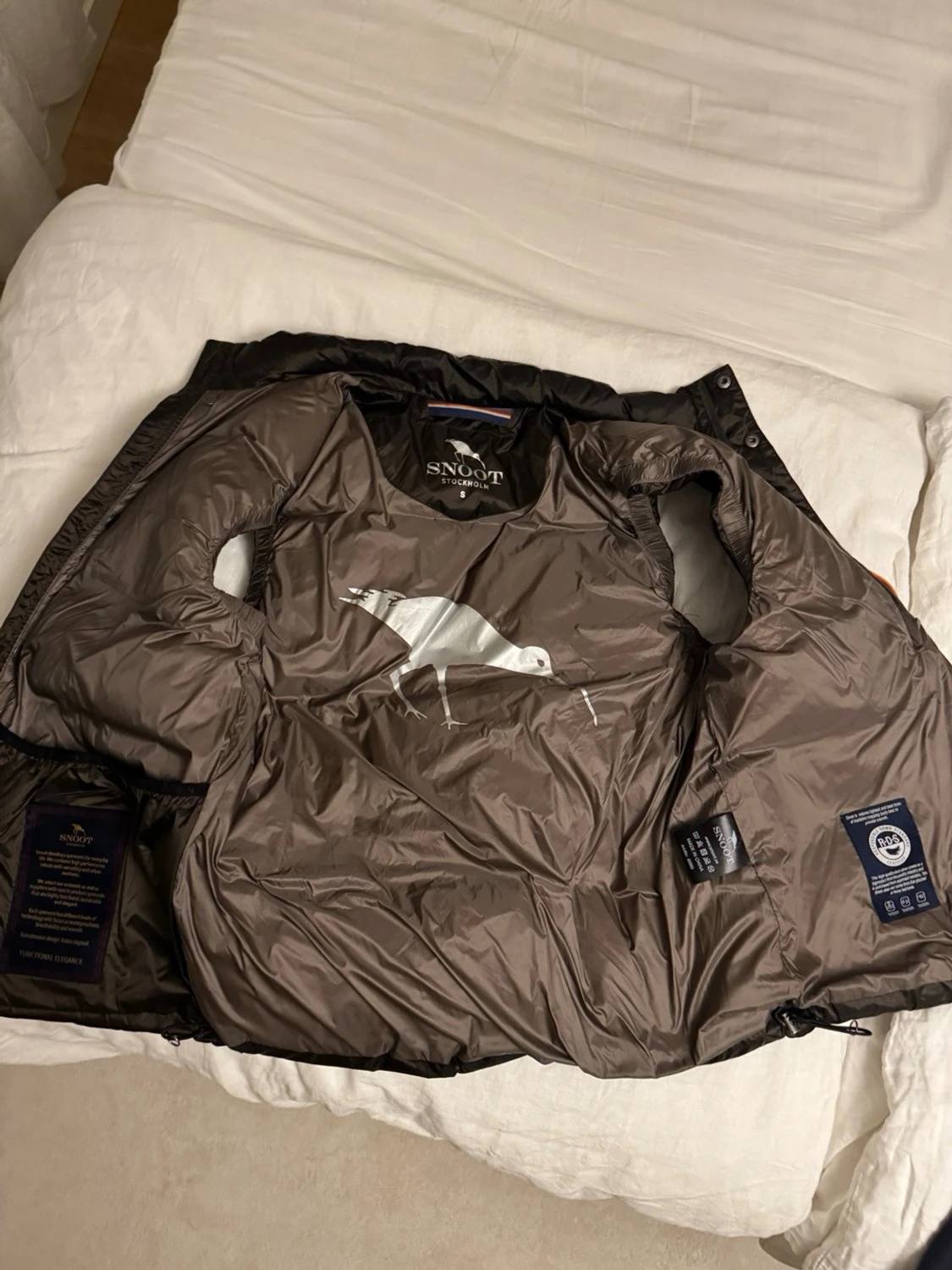 Mörkbrun dunväst från Snoot - 5