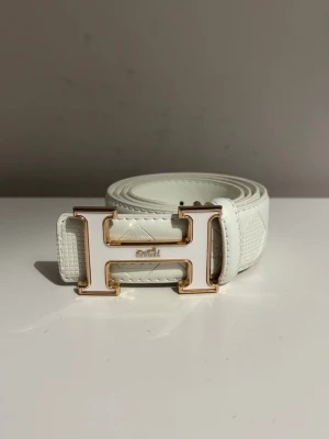 Herme’s bälte - Helt ny, snabb frakt